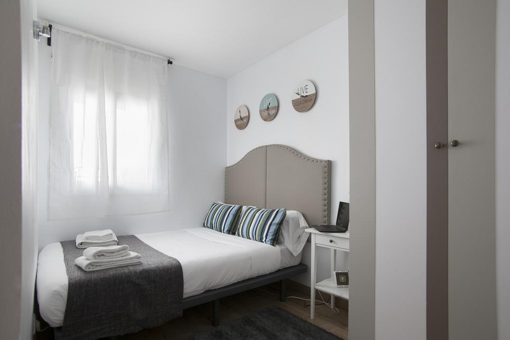 Tendency Apartments Fira L'Hospitalet de Llobregat Bagian luar foto